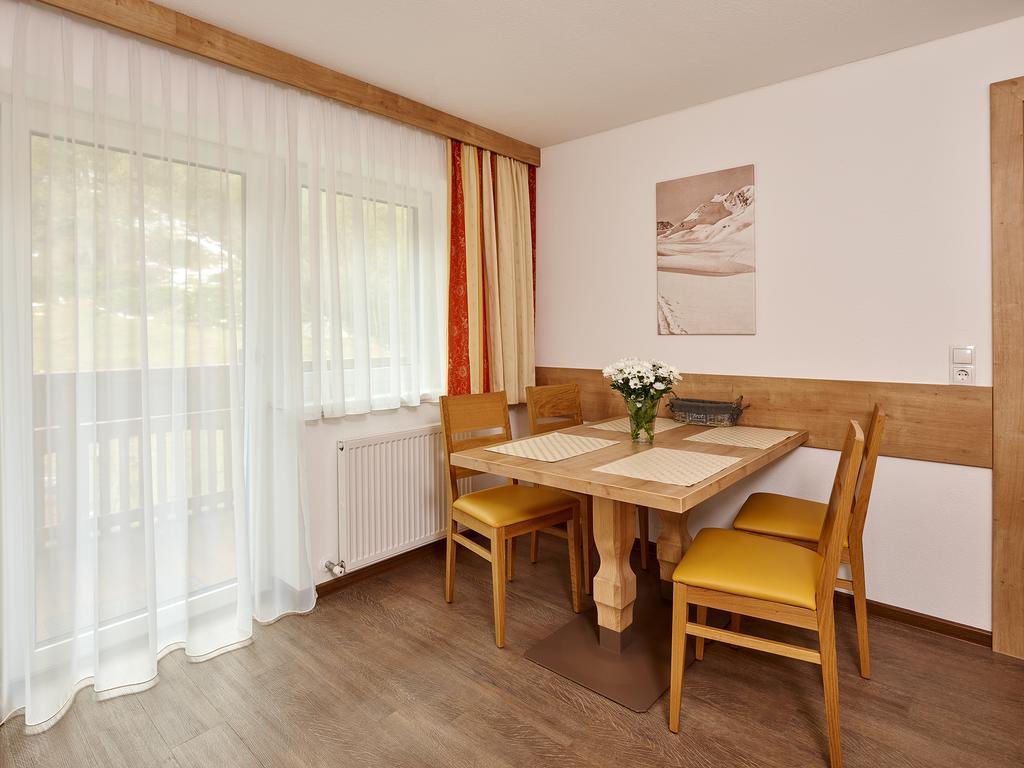Appartement Gaestehaus Bergkristall Зёльден Экстерьер фото